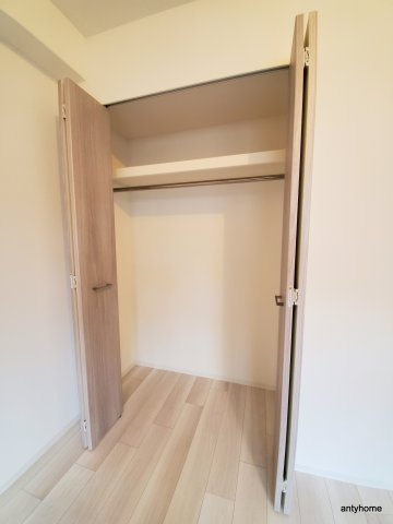 プライマル新大阪　仲介手数料無料の収納