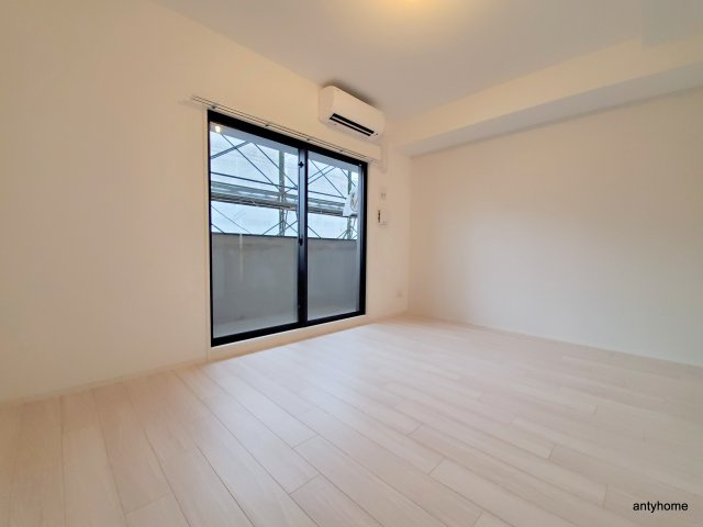 プライマル新大阪　仲介手数料無料の洋室
