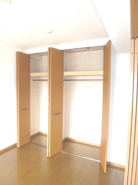 EKビルの収納