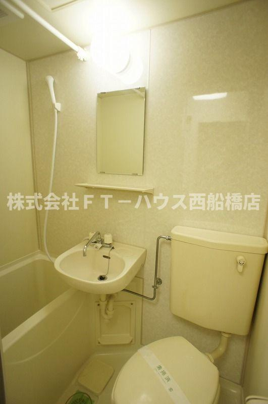 ジョイフル津田沼Ⅲの浴室
