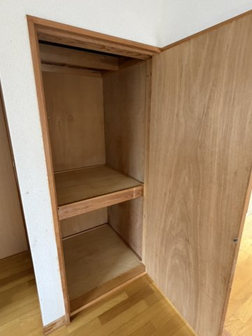 助川戸建の収納