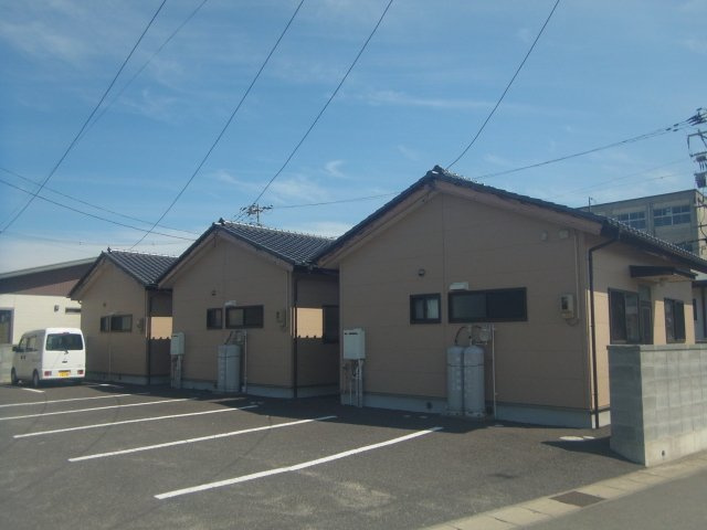助川戸建