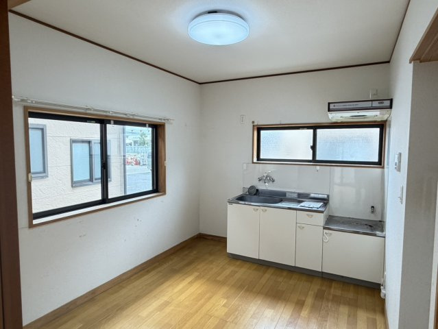 助川戸建のキッチン