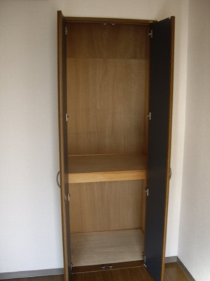 【収納】 | ラフィーネ鶴見 | 便利な収納スペースです