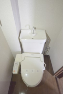 【トイレ】 | 第6森田ビル | 温水洗浄便座付き
