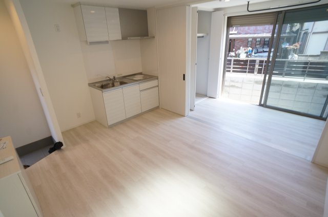 Leggero中山の居間・リビング