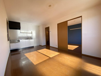 【居間・リビング】 | ベルデュールすず樹Ｂ | イメージ(別号室)
