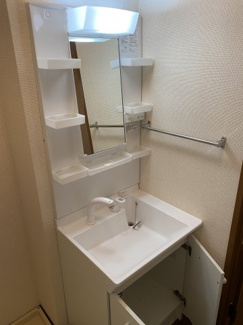 【独立洗面台】 | ベルデュールすず樹Ｂ | イメージ(別号室)