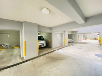 【駐車場】 | 敷地内駐車場