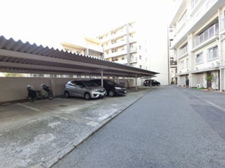 【駐車場】 | 平置き駐車場です。