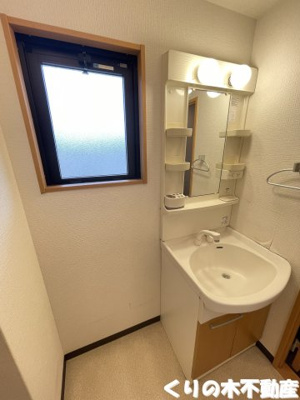 【洗面所】 | アルカディア高須 | ゆったりとスペースのある洗面所