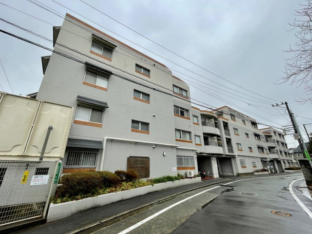 スカイマンション箱崎C棟の外観