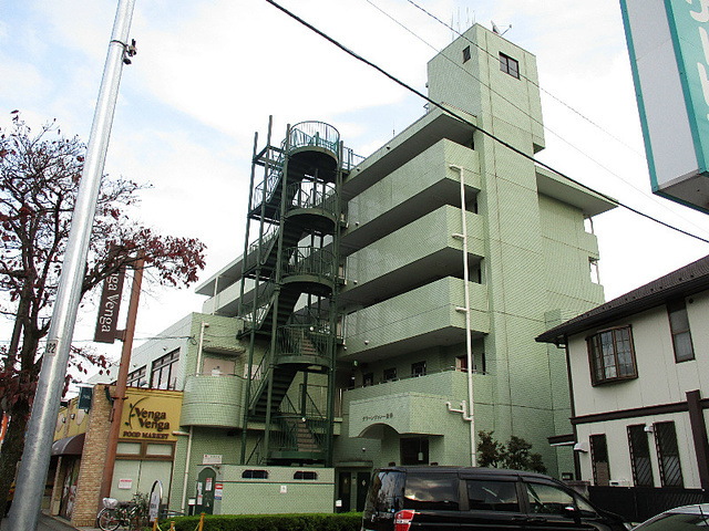 グリーンヴァレー松澤の外観