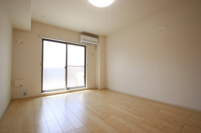 【洋室】 | フェリスウラタ