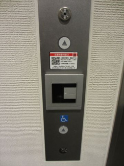 【その他共用部分】 | コンフォリア神楽坂ＤＥＵＸ  | オートロック連動のセンサー式エレベーター