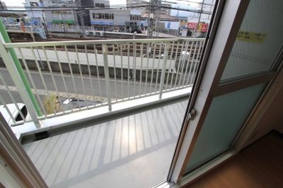 【バルコニー】 | メゾンふたかみ