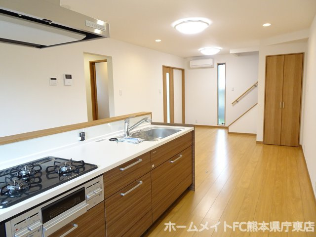 熊本市中央区出水６丁目の一戸建ての居間・リビング