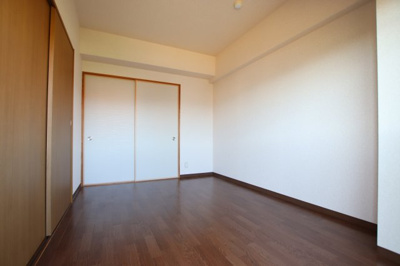 【洋室】 | ラ・フォレグラース