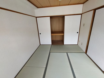 【寝室】 | リアライズ野崎