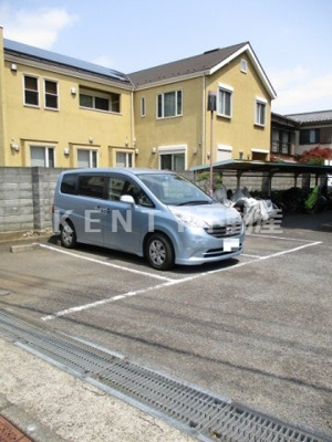 【駐車場】 | グランメゾン市野倉 | 駐車場があります