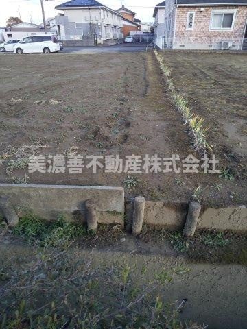 ５８１９８　岐阜市北島土地の外観