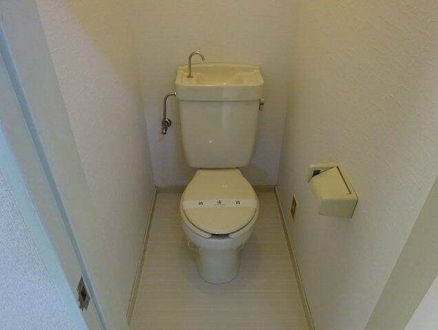 ロックウェル三山のトイレ