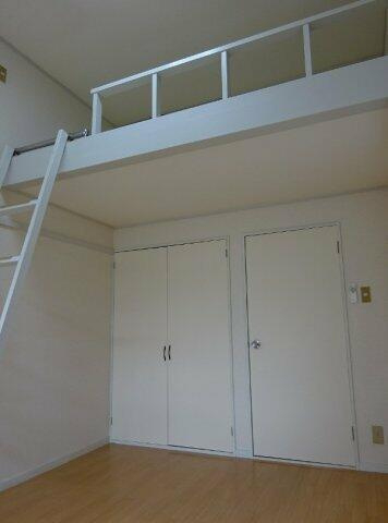 ロックウェル三山のその他