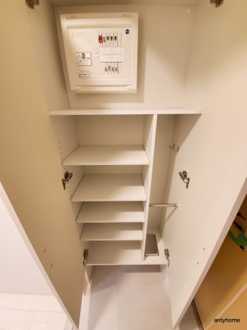 エスリードレジデンス大阪福島　仲介手数料無料の収納