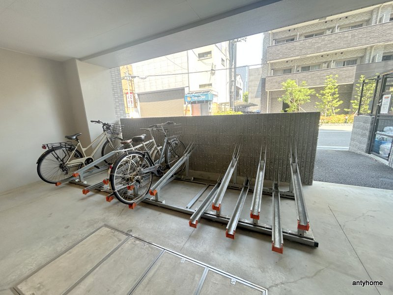 エスリードレジデンス大阪福島　仲介手数料無料の駐車場