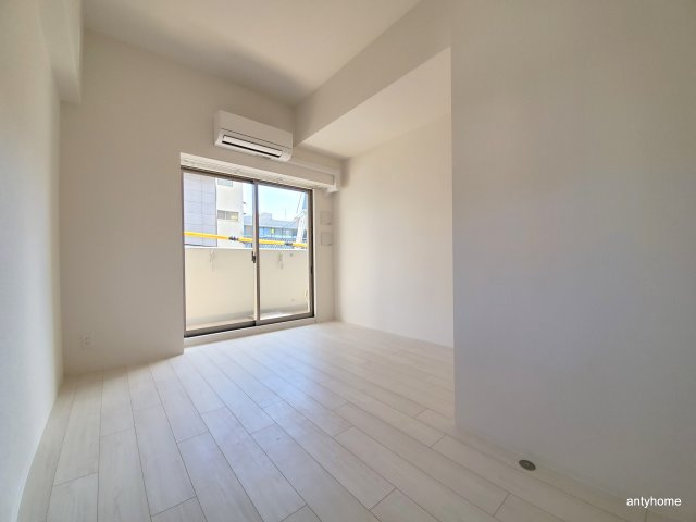 エスリードレジデンス大阪福島　仲介手数料無料の洋室