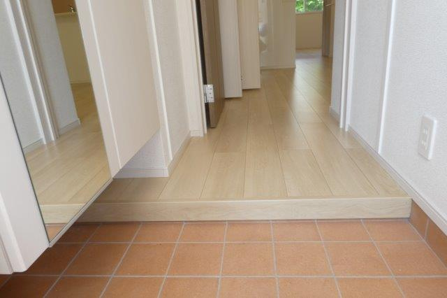 バーミィ・イツキBの玄関