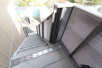 【エントランス】 | ソレイユ大町