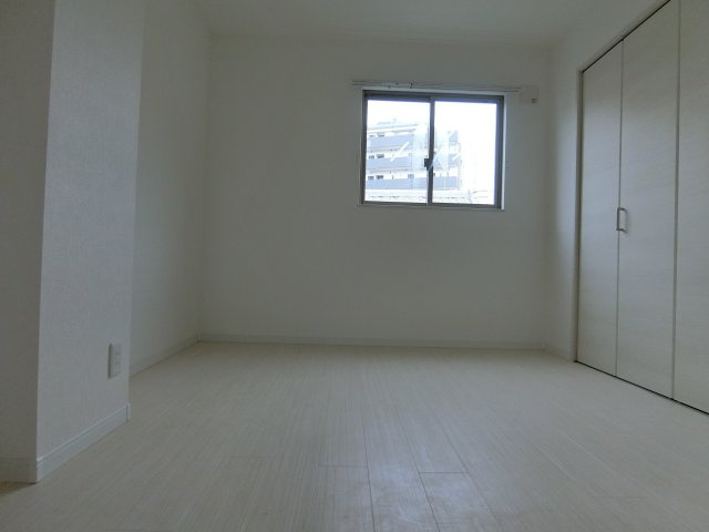 【寝室】 | リベラ山坂