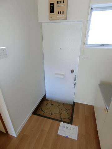 カクサン第1コーポの玄関