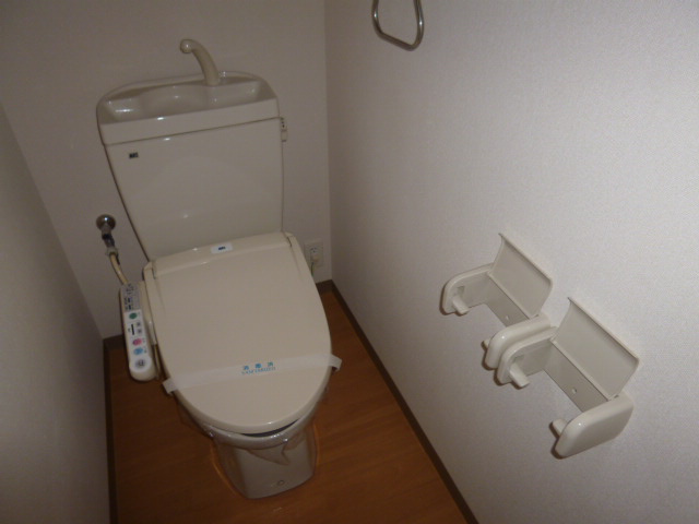 センチュリーカーサのトイレ