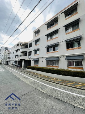 スカイマンション箱崎C棟の外観