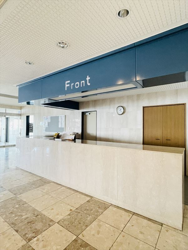 ファーネスト津屋崎ベイシティのエントランス