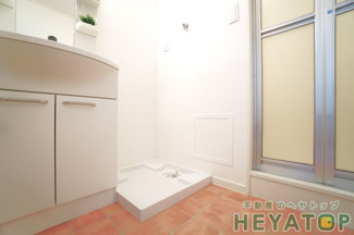 【設備】 | お部屋の中でお洗濯ができる室内洗濯機置き場