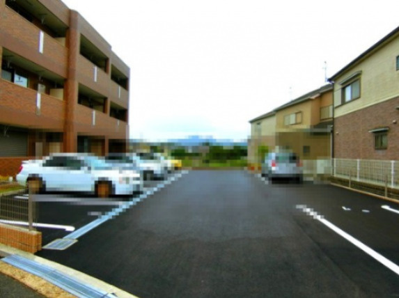 エムエムケーⅡの駐車場