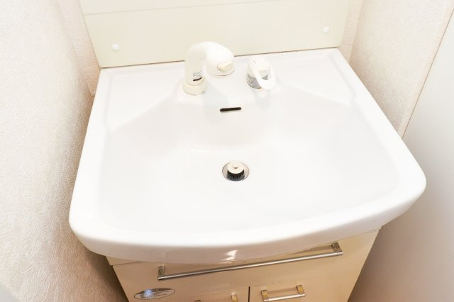 サヴォイザ・ブルネット　6階の独立洗面台|別号室のものになります。現状優先。