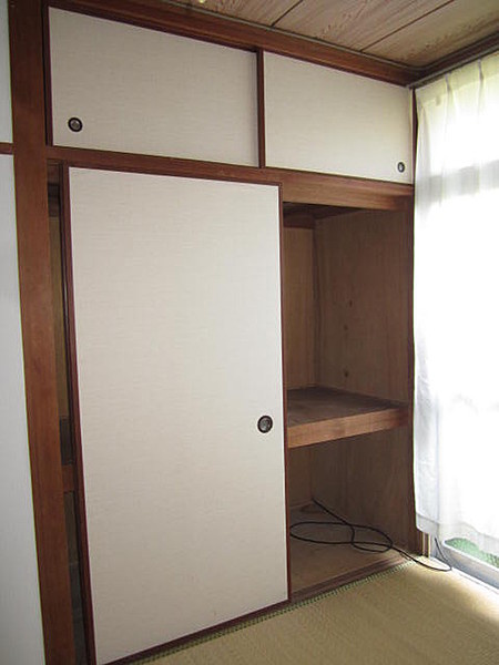 高良ハイツの収納