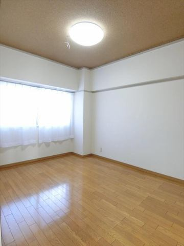サンコーポ国分の内装