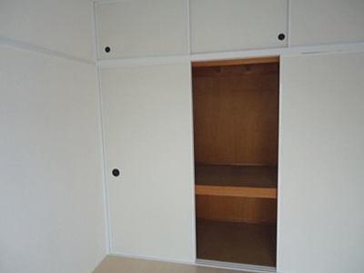 【収納】 | サルヴァトーレ小森野 | ※掲載写真は同物件別号室の参考写真です。実際のお部屋とは間取り・設備・内装等が異なる場合があり、現況を優先とします。