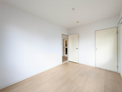 【洋室】 | フレグランス粟津