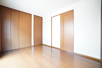 【洋室】 | ピュア輝