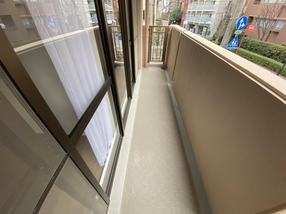 中山手ミオ壱番館のバルコニー