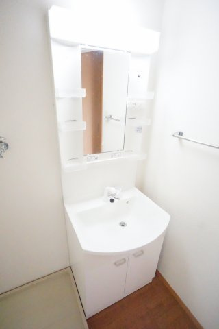 【独立洗面台】 | IS・若葉 B | ※同物件・反転タイプの写真です。