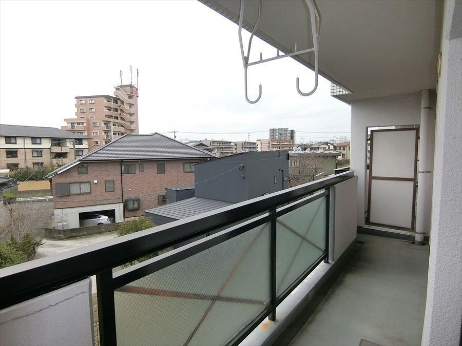 マンションアザレアＡ棟のバルコニー