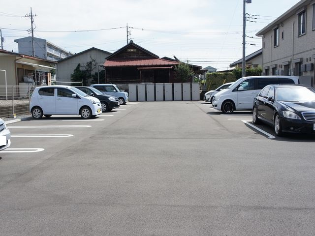 【駐車場】 | グリーンスクエアＩ | 駐車場2台込みです♪