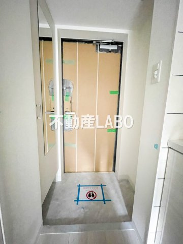 エスリードレジデンス大阪弁天町の玄関